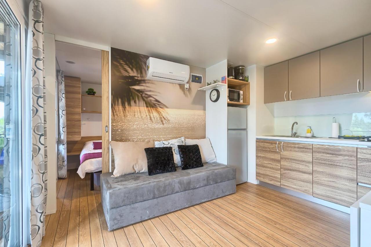 Total Escape Mobile Home Nera Camp Porton Biondi Rovinj Eksteriør bilde